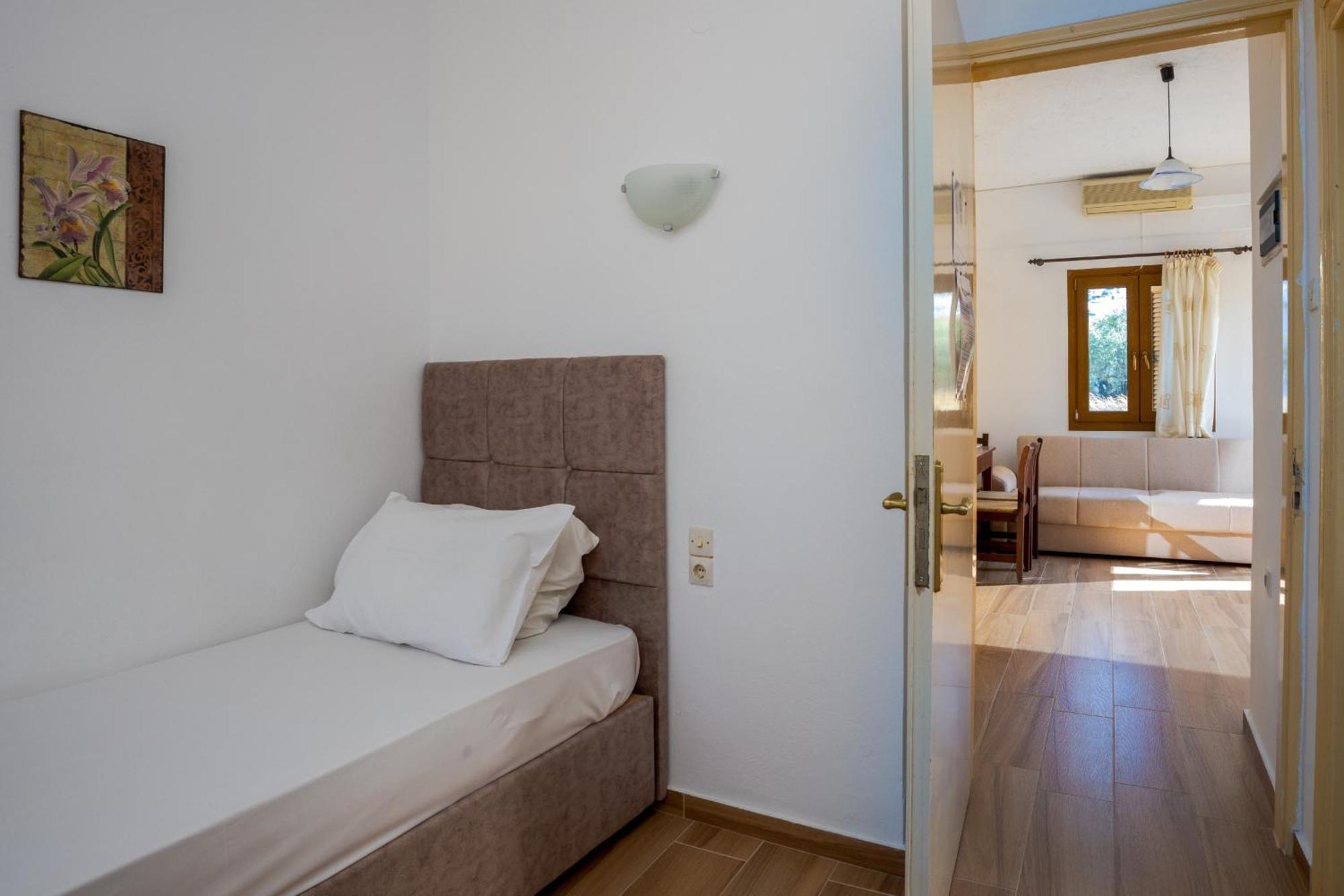 Bellino Apartments "Adults Only" 헐소니소스 외부 사진